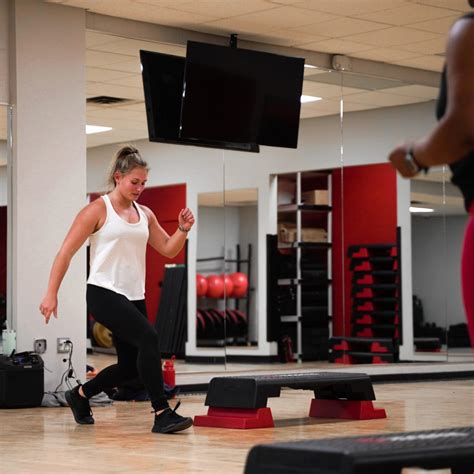 Jada blitz - Stephanie Szpila, personal trainer and group fitness director writes about her fitness rehab, personal training, and road to recovery.